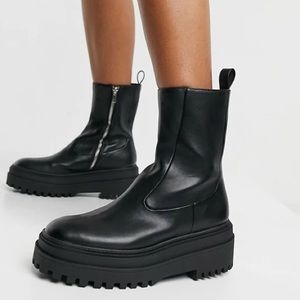 Steve Madden Dallas boot - size 8